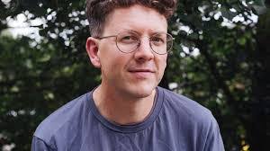 Olivia Arthur's Instagram, Twitter & Facebook