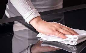 Luôn lau sạch các vết tràn