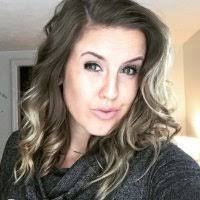 Alyssa Carroll's Instagram, Twitter & Facebook