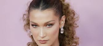 Betalte han for å kysse meg