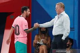 Bolasiar situs siaran sepak bola langsung online terlengkap menghadirkan live pertandingan. Jadwal Liga Champions Barcelona Vs Ferencvaros Ronald Koeman Kritik Lionel Messi Live Streaming Sctv Apahabar Com