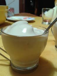Ricopriamo i savoiardi con la crema 7 , poi ancora uno strato di savoiardi e infine ancora con la crema 8. Ricette Originali Della Crema Fredda Al Caffe