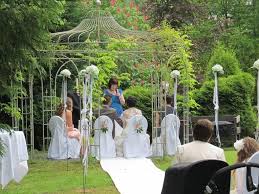 Romantische Hochzeit Im Pavillon Hochzeit Wedding Blumeninmettmann Hochzeitsblumeninmettmann Heiraten Menschmeiste Romantische Hochzeit Hochzeit Heiraten