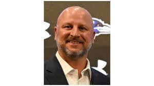 Aaron Corral's Instagram, Twitter & Facebook