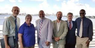 Alcee hastings, a democratic congressman from florida, has died at age 84, fox news has confirmed. Us Congressman Alcee Hastings Visits Halmos College To Discuss Environmental And Coral Reef Matters With Experts Nsu Newsroom