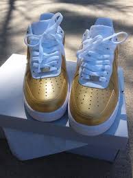 Nike Air Force 1 Custom White Gold Sneaker Customization Low Price Quality Sneaker Athletic Handpainte Schuhe Turnschuhe Nike Turnschuhe Nike Manner Turnschuhe