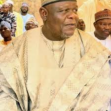 DAGA GARIN KALGO LOCAL GOVERNMENT!!! Dr Usman Sani Tunga aminin mai girma  gwamnan jahar kebbi kuma RECTER OF WAZIRI UNARU FEDERAL POLYTECHNIC BIRNIN  KEBBI Yasamu Halarta Nadin Sarautar Honourable Shamsu Faruk Kalgo