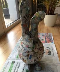Osterhase Aus Pappmache Anleitung Pappmache Basteln Ostern Geschenke Basteln Osternest Basteln Aus Papier