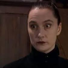 Ella of Frell (@theobedient_one)