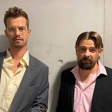 Joko hält klaas kopf immer so süß fest wenn er ihn umarmt!! Joko Und Klaas Live So Verappeln Sie Corona Verschworungstheoretiker Stern De