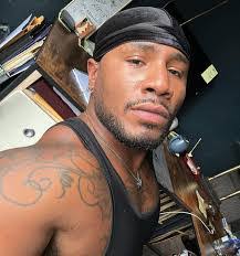 Cory Holland's Instagram, Twitter & Facebook