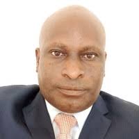 100+ perfiles de «Boniface»