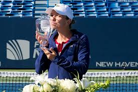 Iniţial, simona nu a dorit să participe la acest turneu şi nu a fost anunţată pe lista de start, dar în cele din urmă va evolua. Simona Halep New Haven Billie With An I E
