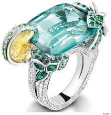 Piaget S Minty Mojito Cocktail Ring I M Buzzing Off This Ring Gemstones Cocktail Rings Fashion Rings