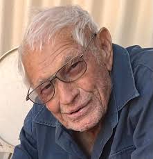 Meet the 1999 Lincon Conway H & L Town Car..... One of the finest among the  current serving fleet. She's a beauty.......