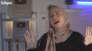 Ia berharap, adanya isu perselingkuhan ini tak lantas membuat masyarakat menyoroti nissa sabyan, mengkaitkan perempuan. Download Lagu Aisyah Istri Rasulullah Cover Nissa Sabyan Ada Video Syakir Daulay Dan Via Vallen Tribun Madura
