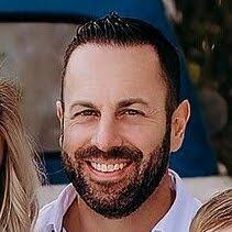 Janell Beck's Instagram, Twitter & Facebook