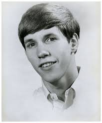 Willson Lee's Instagram, Twitter & Facebook