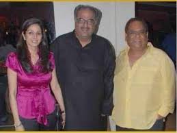 After losing their son 16 years back, satish kaushik and his wife have been blessed with a baby to verify, just follow the link in the message. Satish Kaushik Satish Kaushik On Sridevi She Was Like Family Misskyra Com