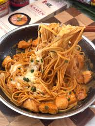 DAY 10: HIGH PROTEIN BULDAK RAMEN 🍜 - Recipes by Victoria