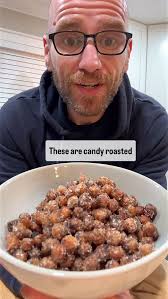 Candy roasted CHICKPEAS!!! It’s amazing what you can do with a can of  chickpeas #snacks #protien #chickpeas #healthysnacks #healthyfood