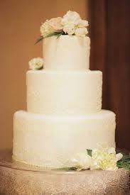 Sydney And Davis S Wedding In Salt Lake City Utah With Images Dream Wedding Cake Romantic Wedding Cake Wooden Cake Topper Wedding