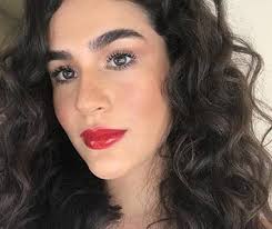 De seus primeiros passos até seus próximos projetos. Filha De Renato Aragao Faz Desabafo Em Video Acha Que Tudo Veio De Mao Beijada Cidadeverde Com