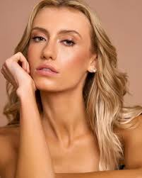 Melissa Clare Makeup & Hair