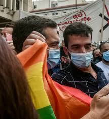 Τα δικαιώματα των σεξουαλικών μειονοτήτων καταπατούνται τακτικά στο ρωσικό κράτος. Ar8ra Gia Tsipras Loatki Lifo