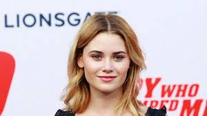 Ezzel a szőke bombázóval bújt ágyba Palvin Barbara férje