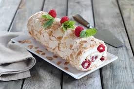 Recette Gateau Roule Meringe Aux Fruits Rouges En Pas A Pas Recette Gateau Roule Gateau Roule Recette Recette Gateau