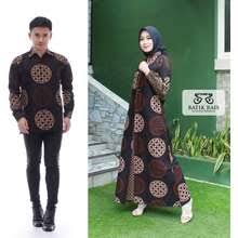 Baju couple kondangan sangat tepat untuk kamu dan pasangan gunakan. Gamis Couple Original Model Terbaru Harga Online Di Indonesia