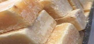 هي مكعباتٍ متوسطة الحجم، أشبه بالصابون، لها عدة ألوان منها الأبيض، والوردي، والبرتقالي، يتم تصنيع مكعّبات المسك بإضافة مواد بعضها مكونات وتركيبات كيميائية، بهدف التّعطير، وتوجد أصناف تُضاف لها نسبة. ÙÙˆØ§Ø¦Ø¯ Ø§Ù„Ù…Ø³Ùƒ Ø§Ù„Ø¬Ø§Ù…Ø¯ Ù…ÙˆØ¶ÙˆØ¹