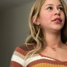 Stella Andrews's Instagram, Twitter & Facebook