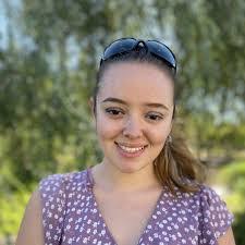 Linda Wargo's Instagram, Twitter & Facebook