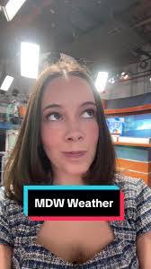 Amanda Hutsell's Instagram, Twitter & Facebook