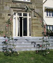 Lovely Contemporary Arch For The Garden Garden Arch Contemporary Garden Garden Arches