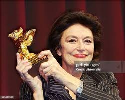 Aimee Henry's Instagram, Twitter & Facebook