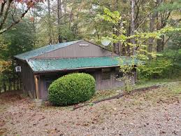 You pull into a small building for check in and get directed to your site. Top Of The Caves Campground 2020 Reviews South Bloomingville Oh Photos Of Campground Tripadvisor