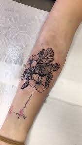 Turtle Tattoo Tattoo Tattooideasvideos Turtle In 2020 Tatowierungen Fingertattoo Schulter Tattoo Frauen