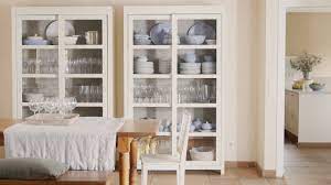 Como decorar tu casa con vitrinas en portobellostreet es / el objetivo es crear una habitación agradable y acogedora, donde todo armonice y se realicen todas las actividades de la manera más cómoda posible, aunque el espacio sea reducido. Claves De Una Vitrina En Orden Youtube