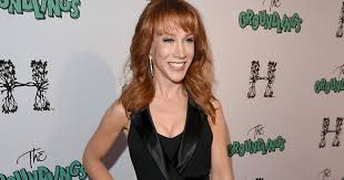 Kathy griffin reveals lung cancer diagnosis. Kathy Griffin On Fashion Police I Probably Shouldn T Have Taken The Gig Cbs News