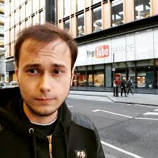 Top 10 canale de youtube cele mai mari canale de youtube din romania caţi bani se fac din vlogging life ro. Top Care Sunt Cei Mai UrmÄƒriÈ›i Youtuberi Romani La Inceput De 2021 Virgin Radio Romania