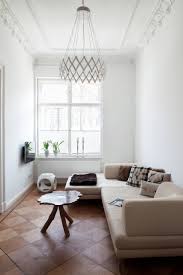 Da es lang und schmal ist, erschwert dies das problem immens. Schmales Wohnzimmer Einrichten 9 Tipps Fur Schlauchzimmer
