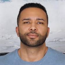 Dario Brown's Instagram, Twitter & Facebook