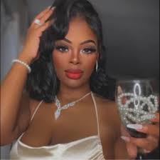 Yolanda Frazier's Instagram, Twitter & Facebook