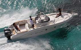 Vendita capelli nuovo ed usato. Four Marine Cantiere Nautico Andora Sv Capelli Barche Motoscafo Motoscafi Gommone Gommoni Cabinato Yacht Barca Barche