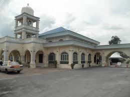 Masjid al-Hadi, Kampung Makam