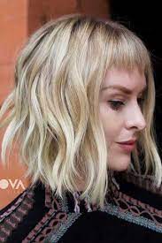 Several Ways Of Pulling Off An Inverted Bob Lovehairstyles Com Medium Bob Haircut Bobs Haircuts Wavy Bob Haircuts