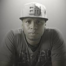 Emanuel Tapia (@etn108)